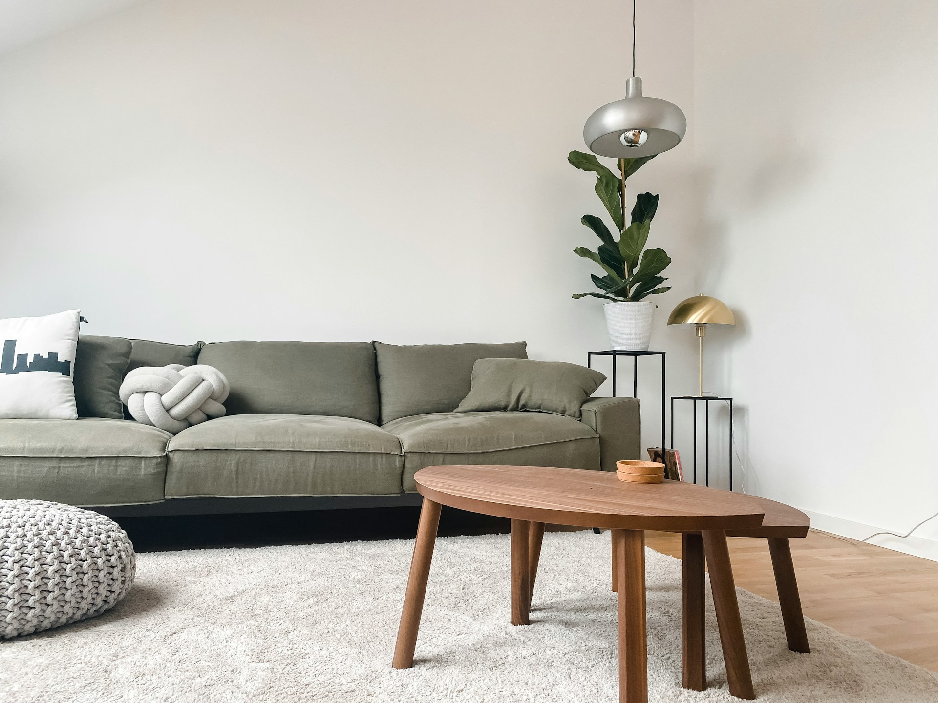 Home Management Caroline Bouche